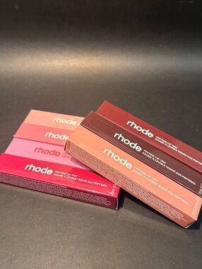 Rhode Peptide Lip Tint